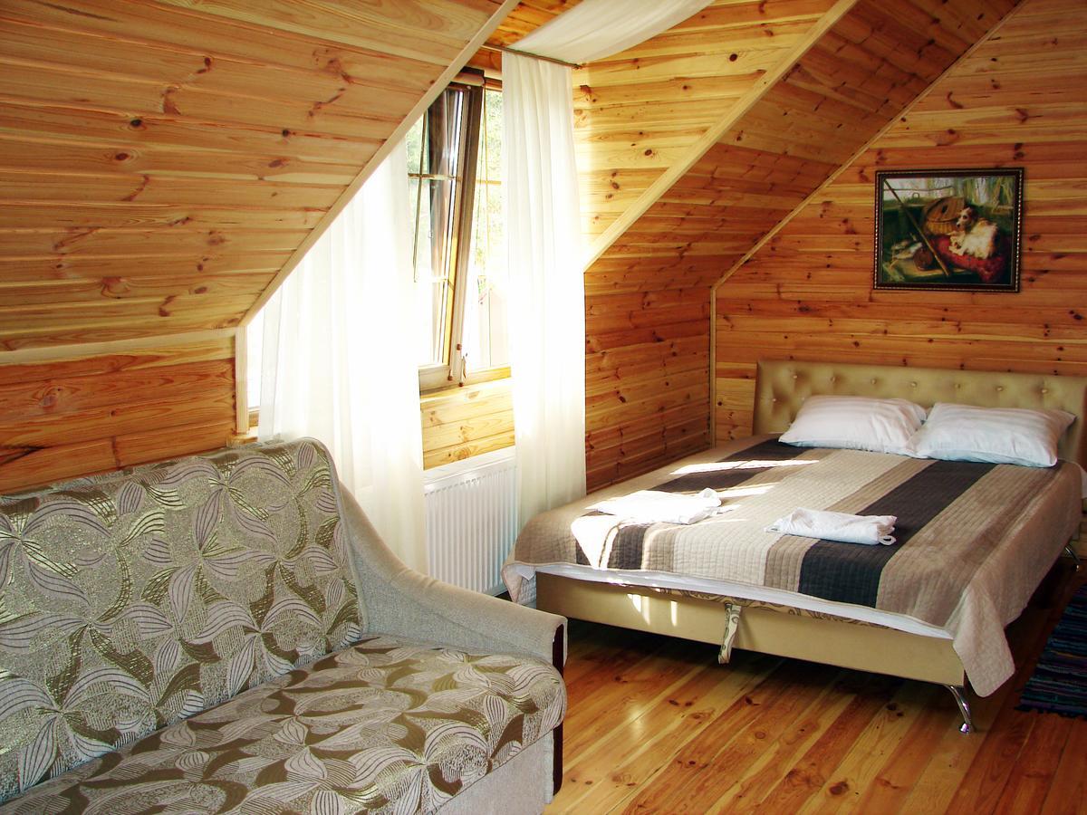 Pershyi Kordon Tourist Complex Hotell Medvedevka Rum bild